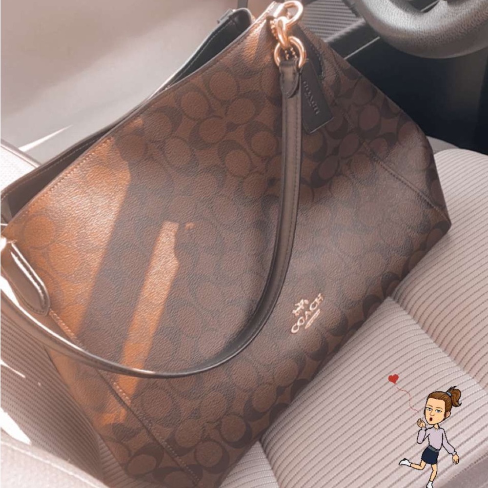 Coach shoulder bag